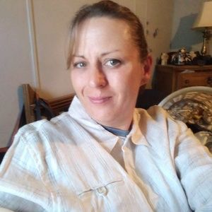 Meet your Posher, Jenn